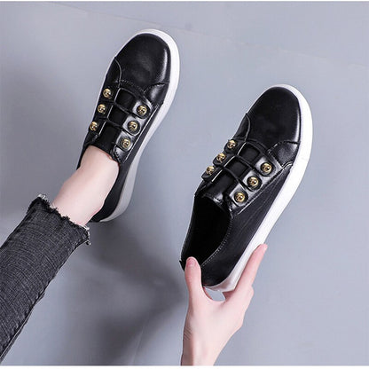 Sapato casual feminino de salto grosso - simples e elegante