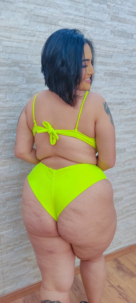 biquíni neon plus size tropical