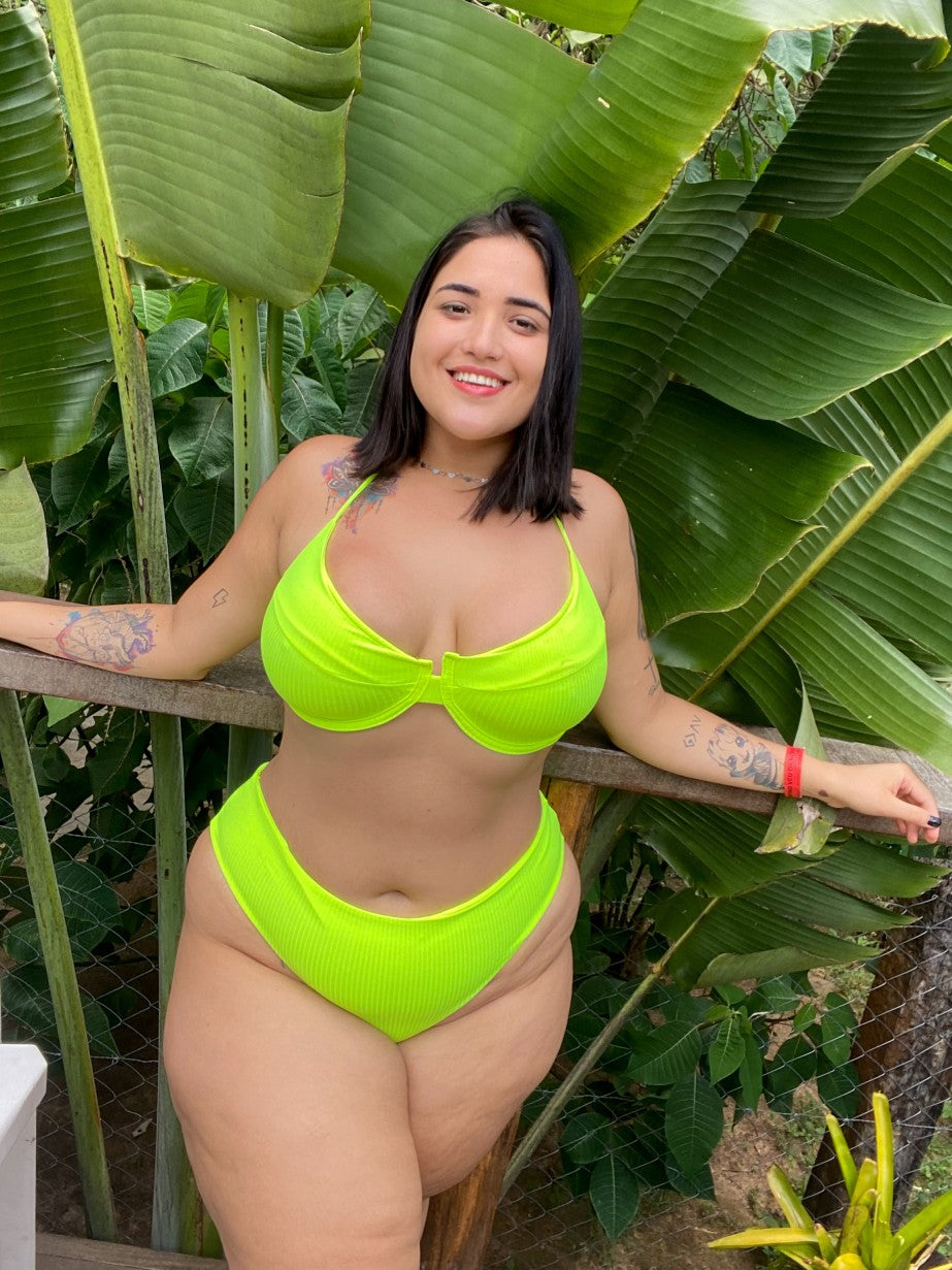 biquíni neon plus size tropical